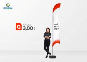 Wind Banner Completo G (3m de Altura) 100% Políéster Largura: 65cm  x Altura: 300cm Frente e Verso Personalizado Impressão Sublimada Costura e Corte Personalizado Base + Haste de Alumínio Desmontável (Incluso)