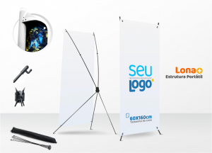 X Banner Personalizado Completo 60x160cm (Banner Aranha) Lona 440gr Formato: Largura: 60cm x Altura: 160cm Impressão Digital Personalizada Impressão Digital Brilho ou Fosco Suporte Portátil + 4 Ilhóses na Lona 
